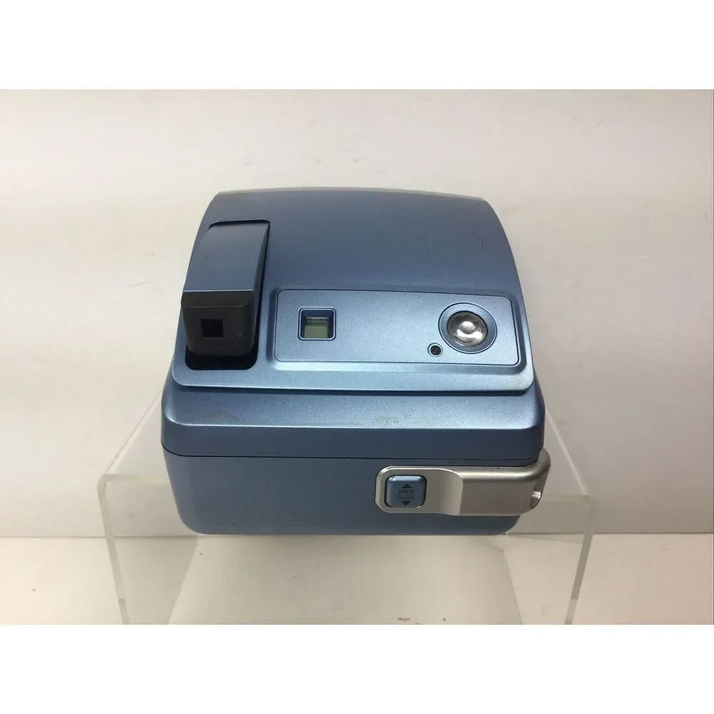 Vintage Polaroid‎ One600 Instant Flash Film Camera Blue Silver